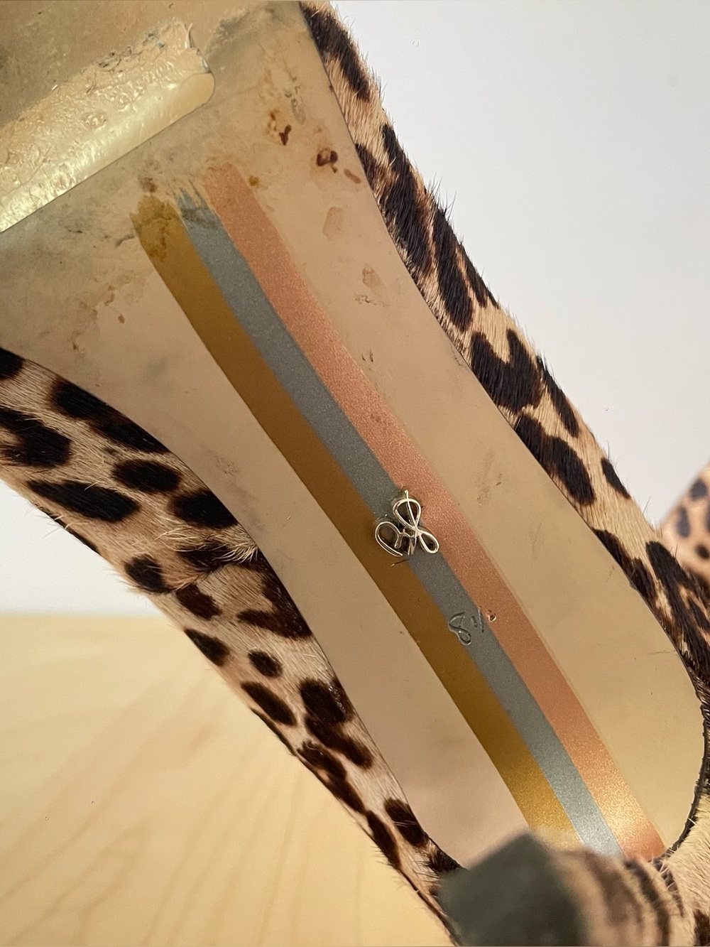 Sam Edelman pointed-toe leopard print pumps | US 8.5 - Picture 8 of 8